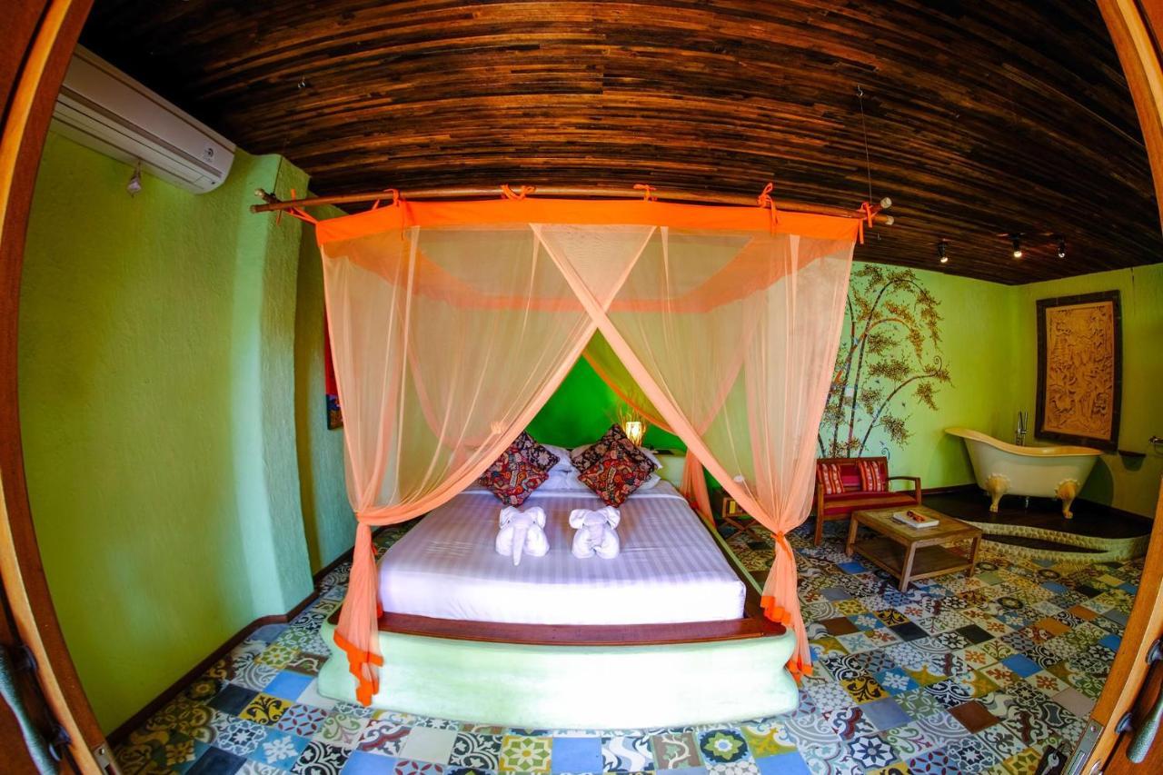 Отель Bali Bohemia Huts Убуд Экстерьер фото
