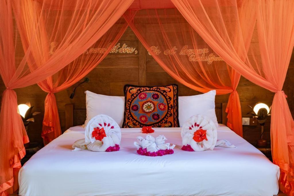 Отель Bali Bohemia Huts Убуд Экстерьер фото