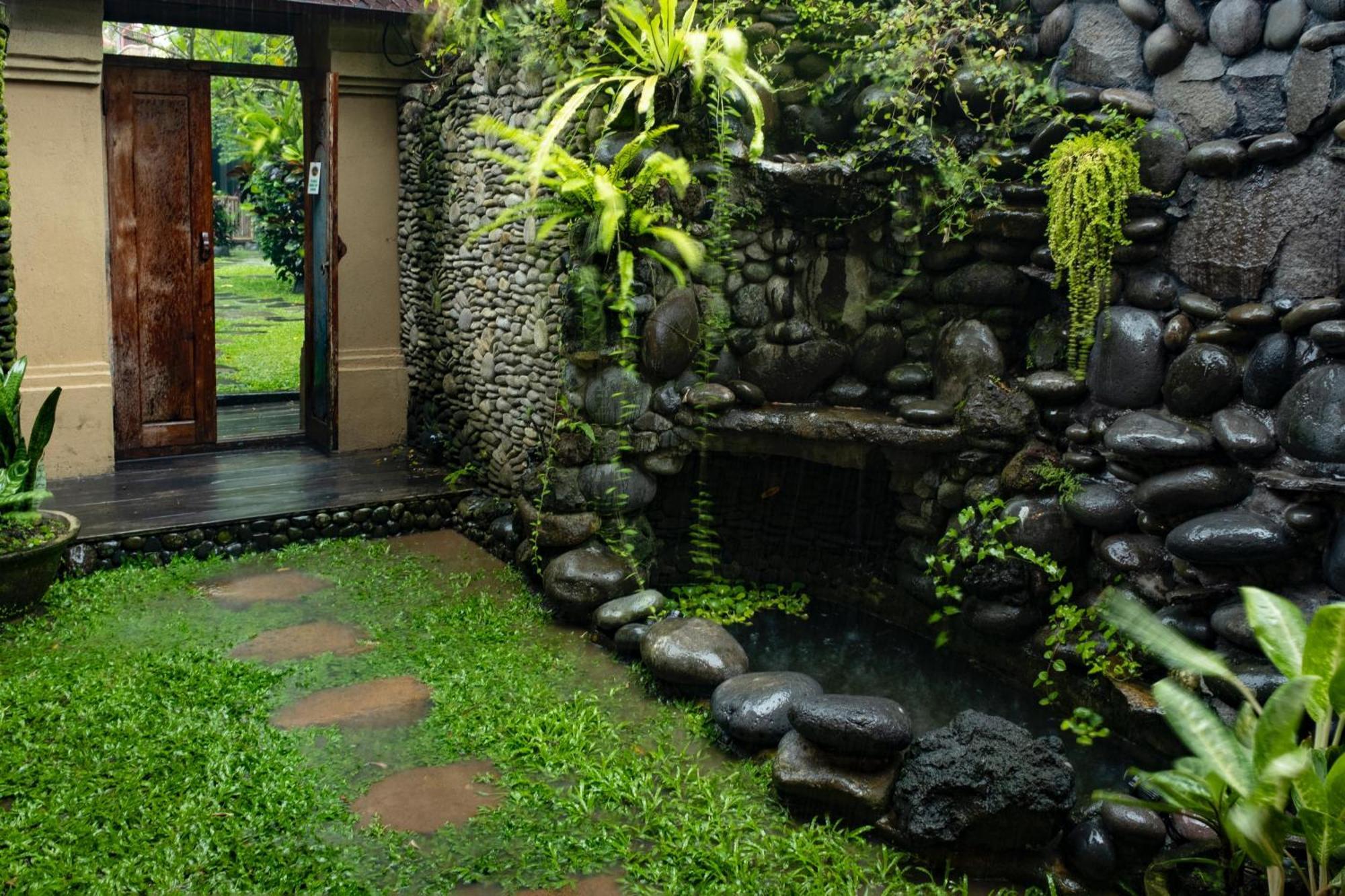 Отель Bali Bohemia Huts Убуд Экстерьер фото