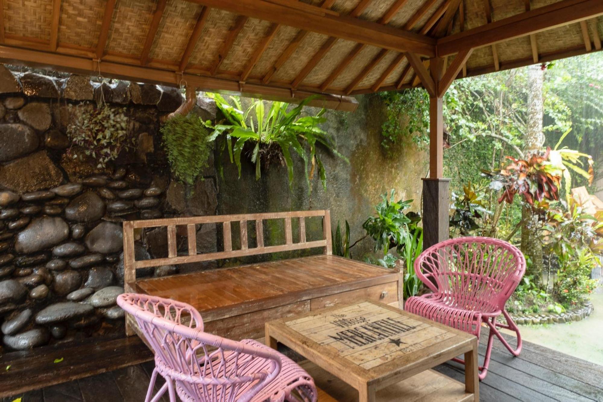Отель Bali Bohemia Huts Убуд Экстерьер фото