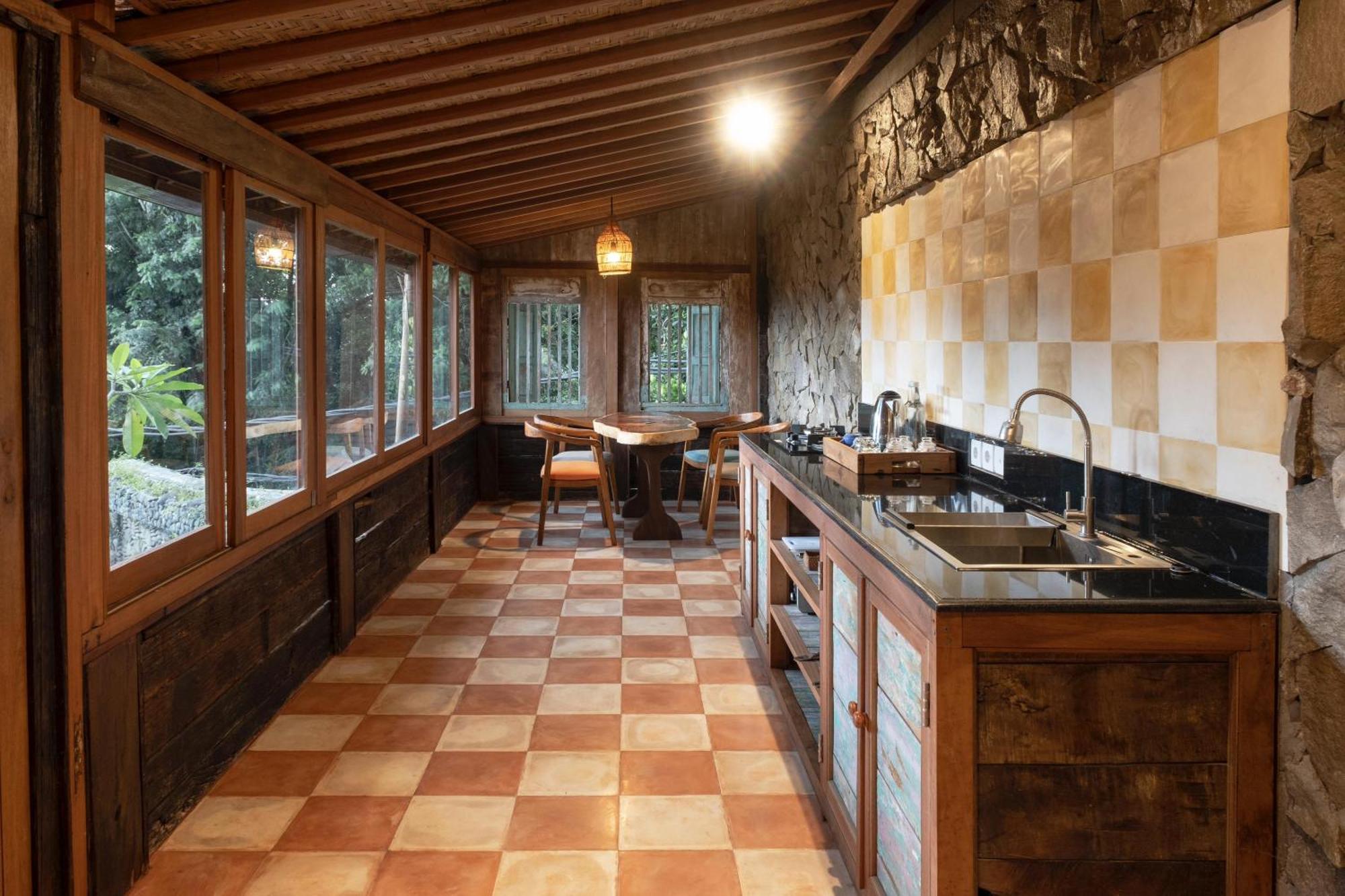 Отель Bali Bohemia Huts Убуд Экстерьер фото