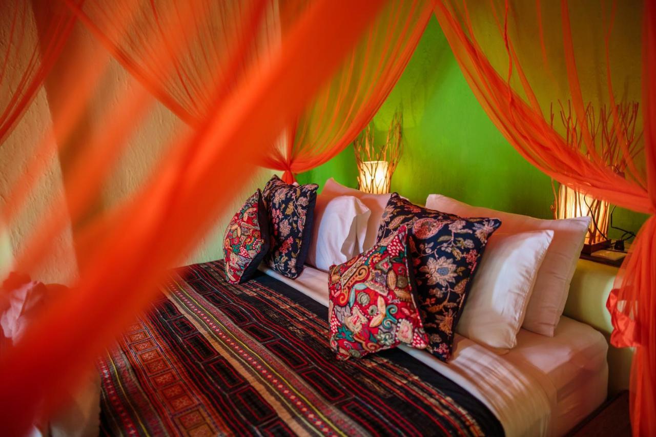 Отель Bali Bohemia Huts Убуд Экстерьер фото